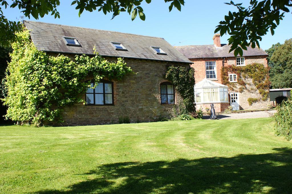 Bed and Breakfast Hills Farm Лемінстер Номер фото
